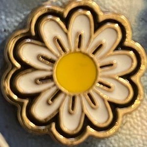 Meet your Posher, Gladys